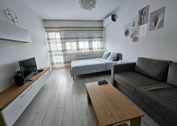 Ada View Apartment